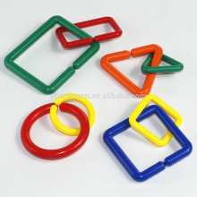 EN71 Juguete de plástico seguro para niños para artesanía, Geometría Enlaces de rompecabezas / cadenas, Anillos de conexión